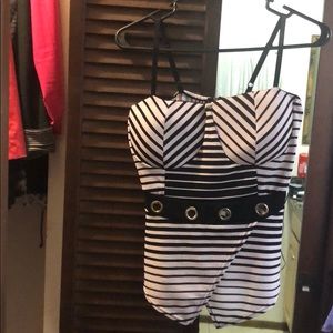 Skirt and top set bought separately never worn